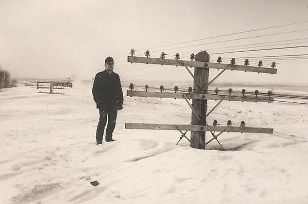 10. 1966'da Kuzey Dakota'da bir kar fırtınası gerçekleşmiş ve neredeyse beş metrelik bir kar kütlesi şehri kaplamış.