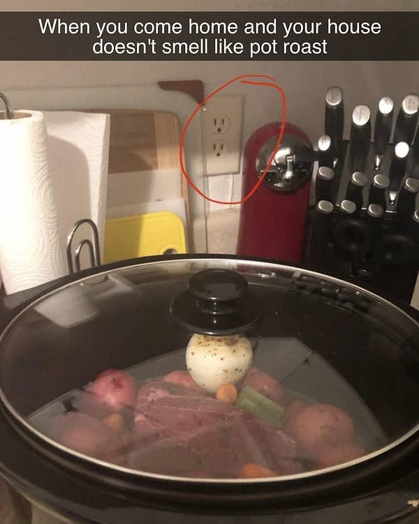 19. Когда предвкушал о вкусном ужине, но через обнаружил, что не подключил плиту к розетке...