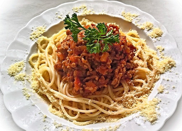 Bu Tarif Sizi Masterchef'e Taşıyabilir! İtalyanlar Gibi Spagetti Bolonez Yapmaya Ne Dersiniz?