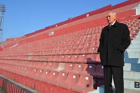 Türk Futbolunun Acı Kaybı: Özkan Sümer Hayatını Kaybetti! Özkan Sümer Kimdir?