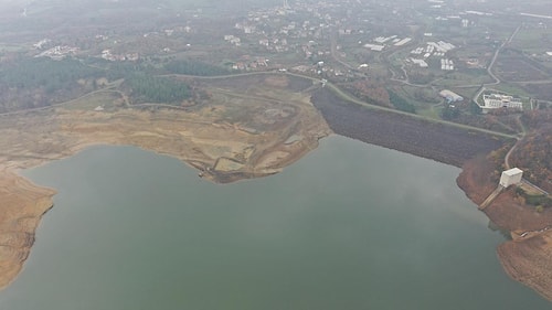 Barajlar Alarm Veriyor: Türkiye'nin Dört Bir Yanından Çekilmiş Baraj Fotoğrafları Durumun Ciddiyetini Gösterdi