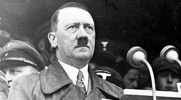 11. Hitler'in yalnızca Yahudileri öldürttüğü bilinse de aslında zihinsel engelli Alman vatandaşlarını da öldürtüyordu.