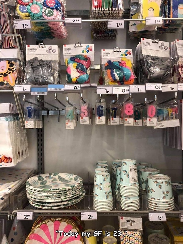 3. "Сегодня моей девушке исполняется 23".