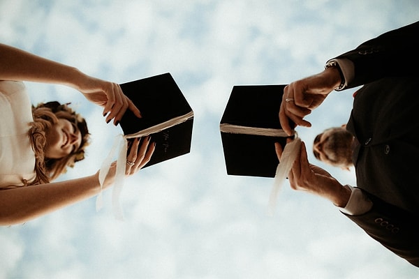 11. На фоне неба в Йосемитском национальном парке, Калифорния