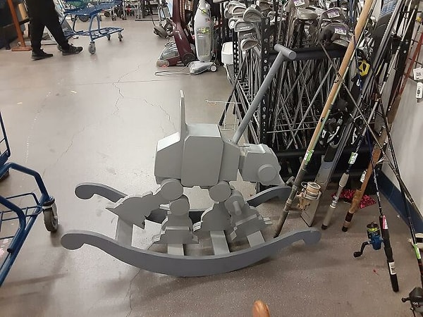 19. Это моя величайшая находка! Звездные войны "Конь-качалка" из Квин Крик, Аризона.