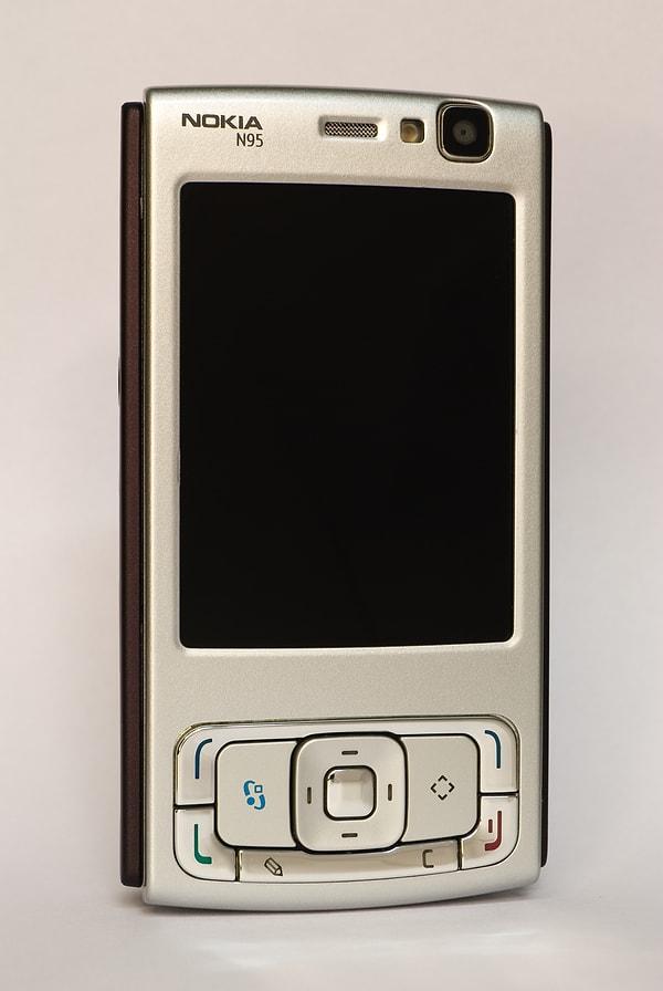 7. Nokia N95