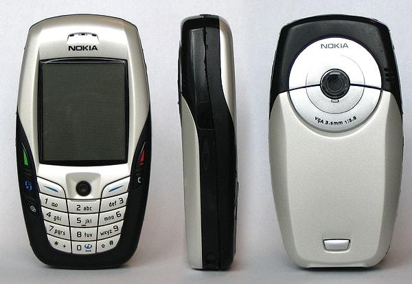 11. Nokia 6600