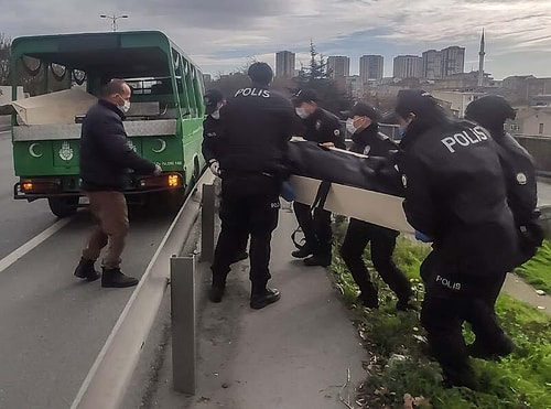 Bağcılar'da Boş Arazide Erkek Cesedi Bulundu