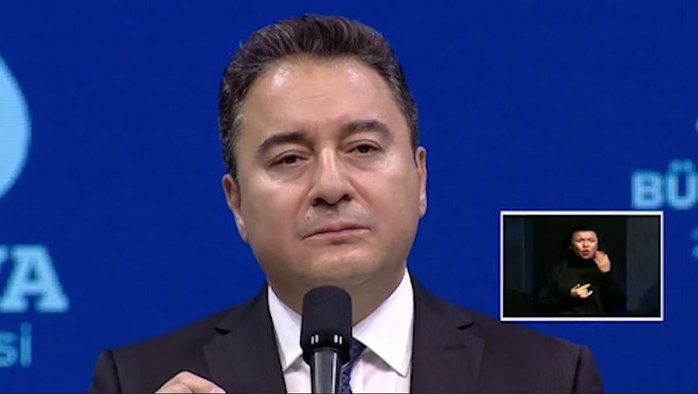 Ali Babacan Partisinin İlk Kongresinde Kız Kardeşini Anlatırken Gözyaşlarını Tutamadı