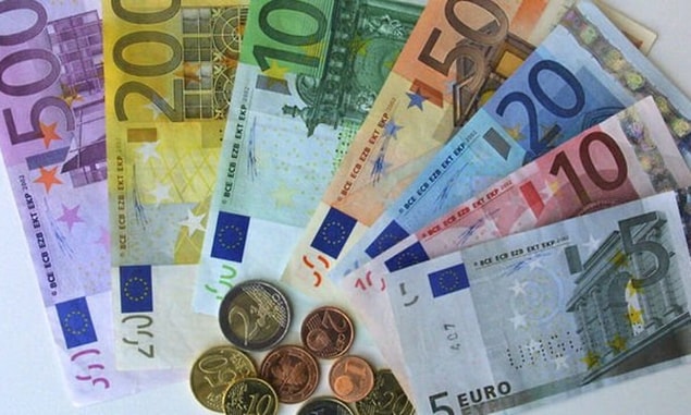 Peki diğer ülkelerde durum ne? Mesela Almanya... Asgari ücretin 1584 Euro olduğu bu ülkede marketlerdeki ürünler aşırı derecede ucuz. İnsanlar bizim gibi 10 kere düşünmüyor, küçük hesapların içinde boğulmuyor.