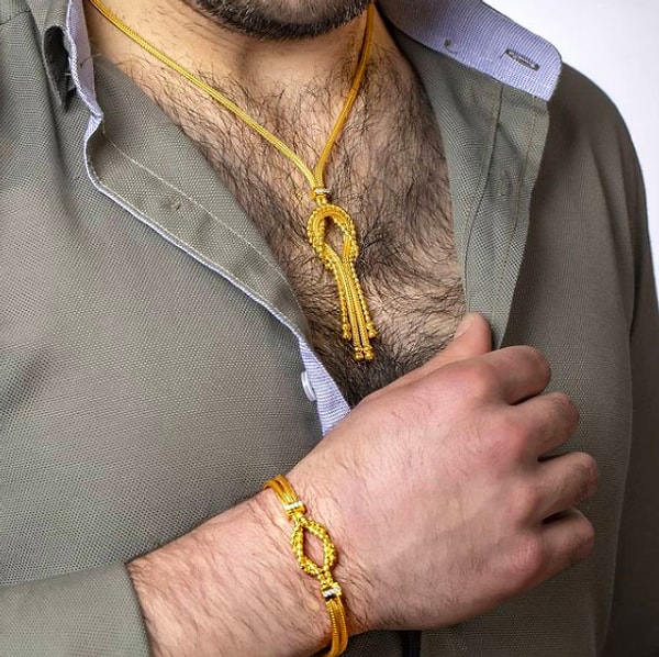 Конечно, как и в каждой нестандартной ситуации, нашлись как противники, так и защитники этой идеи.