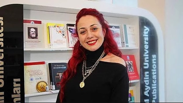 2. Öğretim görevlisi Aylin Sözer'in bıçaklanarak öldürüldükten sonra yakılması...