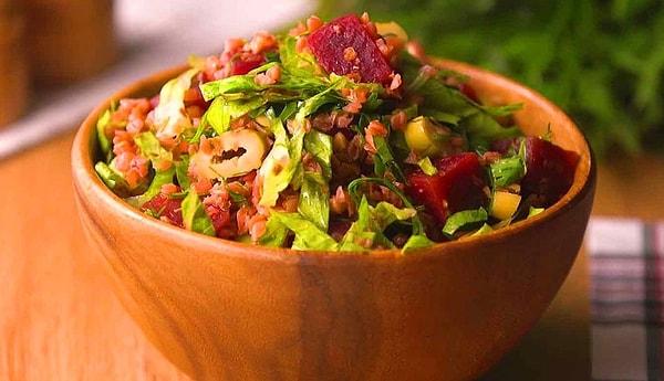 8. Pancarlı Karabuğday Salatası Tarifi: