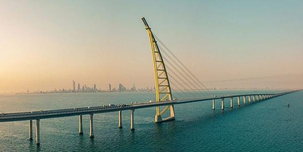 23. Dünyanın en uzun köprüsü Kuveyt'tedir.