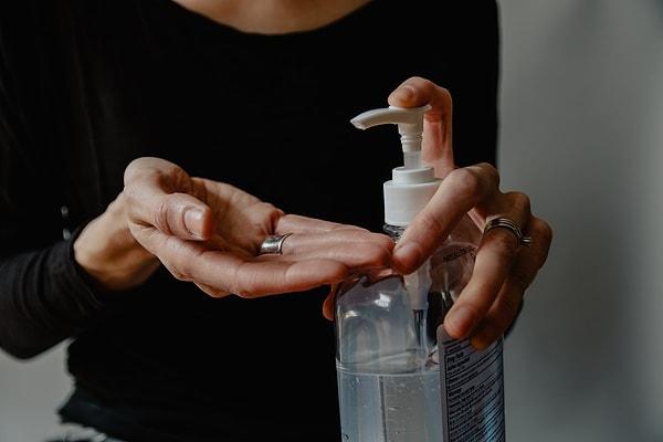 5. El dezenfektanı, sabun ve düşünebileceğiniz her türlü sıvı ürünü olabilecek en büyük boyutlarda satın almaya çalışın.