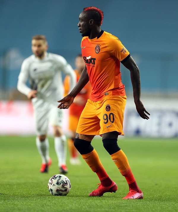 45+2'de Galatasaray, Diagne'nin golüyle eşitliği sağladı: 1-1