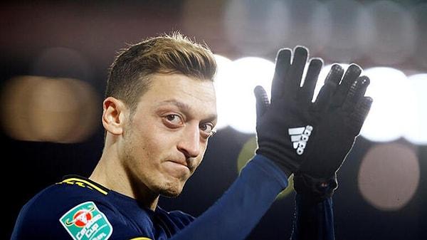 TRT Spor'un haberine göre Fenerbahçe, Mesut Özil'le anlaşma sağladı.