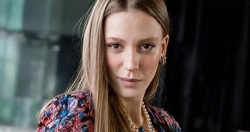 Serenay Sarıkaya'nın Dikkat Çekici Ayrıntılarla Dolu Binlerce Liralık Stili Dalga Konusu Oldu