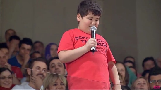 İnternetini Yeni Bağlatanlar İçin: Güldür Güldür'de 'Çok Ağır Şeyler Yaşadım' Diyen Çocuk Boğazları Düğümledi