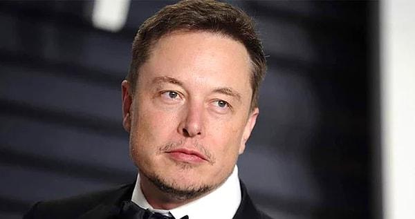7. Elon Musk, Jeff Bezos'u geçerek dünyanın en zengin adamı oldu.