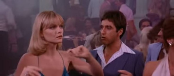 6. Люди в клубе с громкой музыкой могут хорошо слышать друг друга