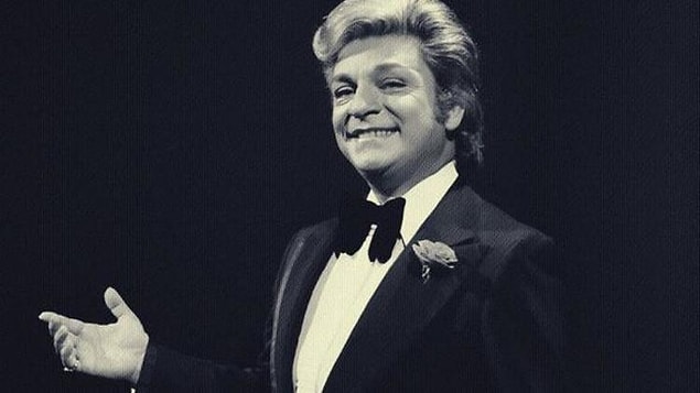 Zeki Müren'in hırslı ve şöhret düşkünü olduğunu söylediniz. Bu sözlerinizi biraz açar mısınız?