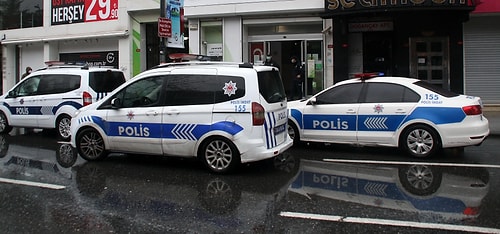 İstanbul'da Bir Bankaya Giren Hırsızlar Sadece Elektrikli Isıtıcıyı Çaldı