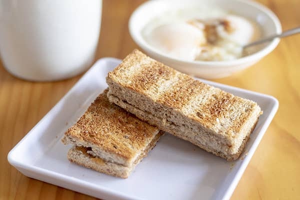 11. Сэндвич с тостами