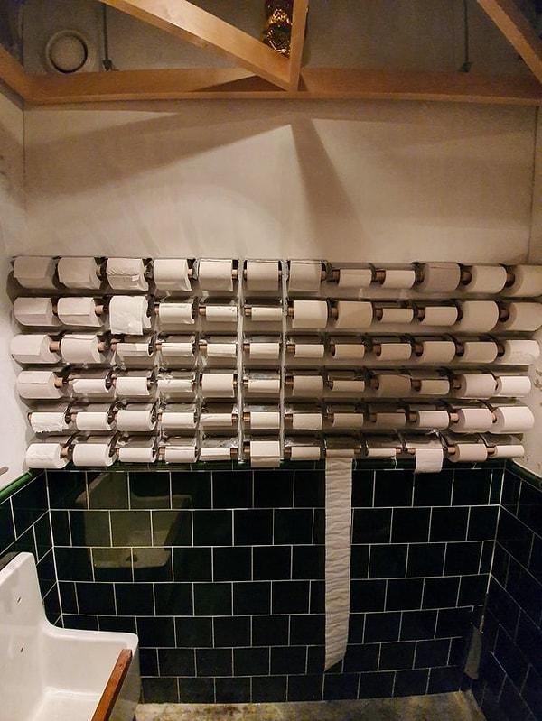 10. Bir İsveç restoranındaki tuvalet kağıdı çeşitliliği...