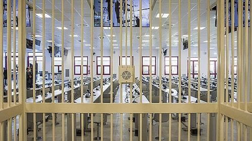 İtalya'da 'Dünyanın En Tehlikeli Mafyası'nın 355 Üyesi Hakim Karşısına Çıkacak