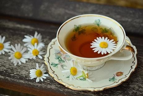 Günlük Hayatın Stresine Karşı Sinir Sisteminizi Destekleyecek 9 Farklı Besin/Çay Önerisi