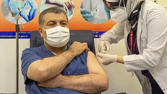 Koronavirüs aşısı geldi, hatta uygulanmaya bile başlandı.