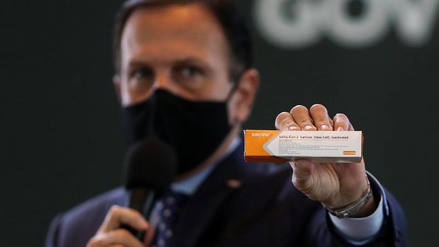 Brezilya'daki testlere göre aşının etkinlik oranı yüzde 50,4 ancak geçen hafta bu oranın yüzde 78 olduğu açıklanmıştı.