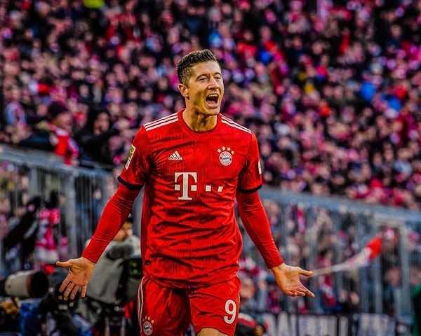 Başarılı bir sporcunun bunu nasıl başardığı hakkında hepimiz artık az çok bilgiliyiz. Robert Lewandowski'deki durum ise biraz farklı.