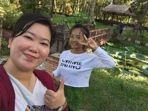 6. Эээ, плащ-невидимка, завязанный на бедрах? Есть ли у вас другое объяснение?