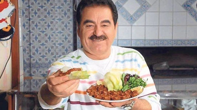 İbo Show'da çiğ köfteli sıra geceleri, var bir hayalimiz.