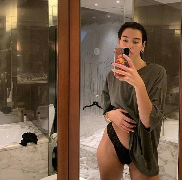 Bugün ise Instagram'da paylaştığı duş sonrası hikayesi ile epey konuşuldu.