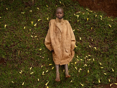 Pieter Hugo'nun Kadrajından, Dışlanmış İnsanların Gerçekliğini Yansıtan Birbirinden Dobra 30 Fotoğraf