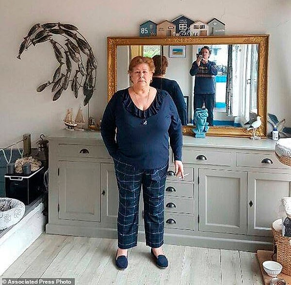 Статус Пушен не позволяет ей и ее мужу, который является ее законным бенефициаром вместе с ее сыном, использовать их совместный банковский счет.