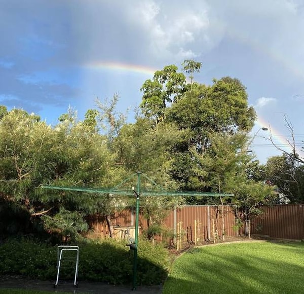 18. Радуга, которая неожиданно закончилась посередине неба.