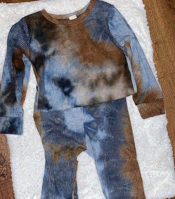 8. "Не самая приятная глазу расцветка для пижамы".