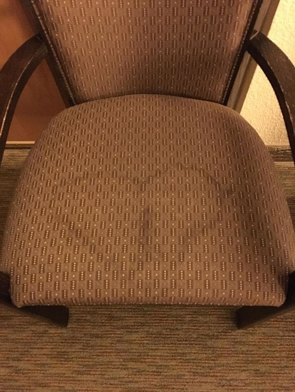 8. Первое, что я увидел, войдя в мой гостиничный номер.