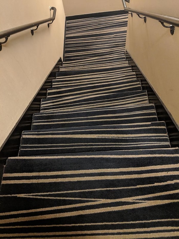 20. Что за любовь отелей к психоделике?!