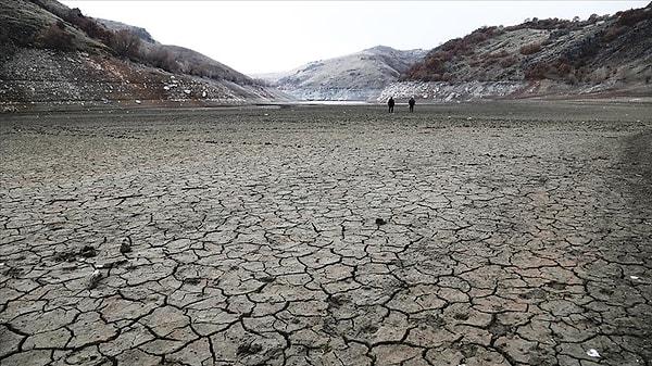 Ülkede 1981'den sonra en kurak yıl 2008 yılında yaşandı. 2008 yılında yağışlar uzun yıllar ortalamasının yüzde 22 altında gerçekleşti.