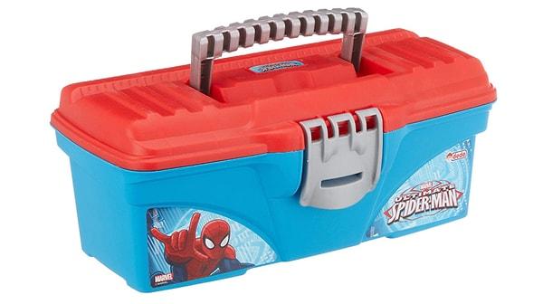 19. Spiderman'ın da alet çantası olur muymuş demeyin :)