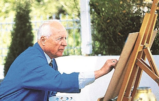 Bir Dönem İş Dünyasının Kapıştığı Kenan Evren Tabloları Elde Kaldı