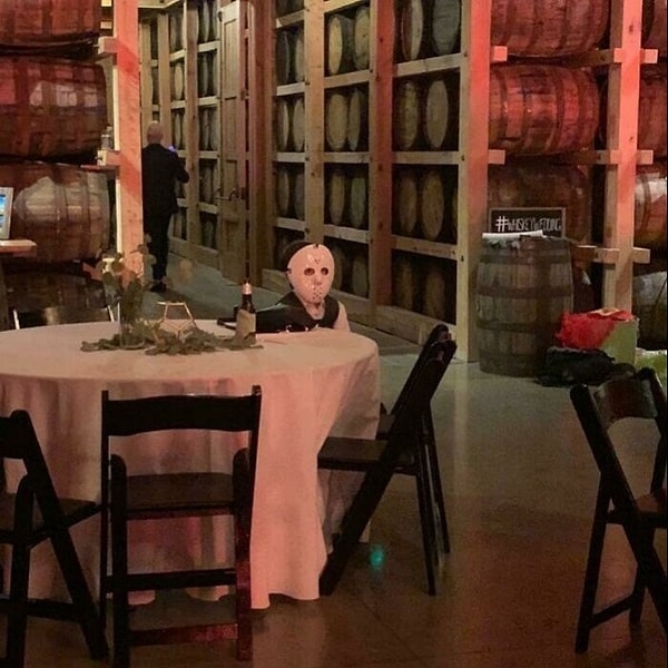 6. "Спросил свою сестру, наслаждается ли мой племянник свадьбой. Вот ее ответ"