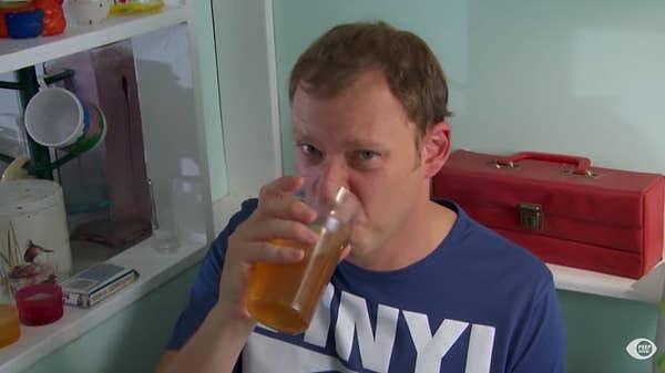 10. Римляне использовали мочу для полоскания рта.