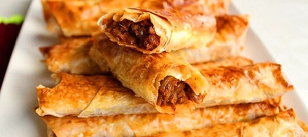 Yeşil Mercimekli Börek Tarifi: