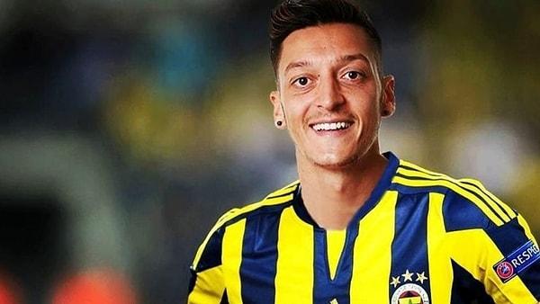5. Fenerbahçe'nin yeni transferi Mesut Özil hangi ligde top koşturmamıştır?
